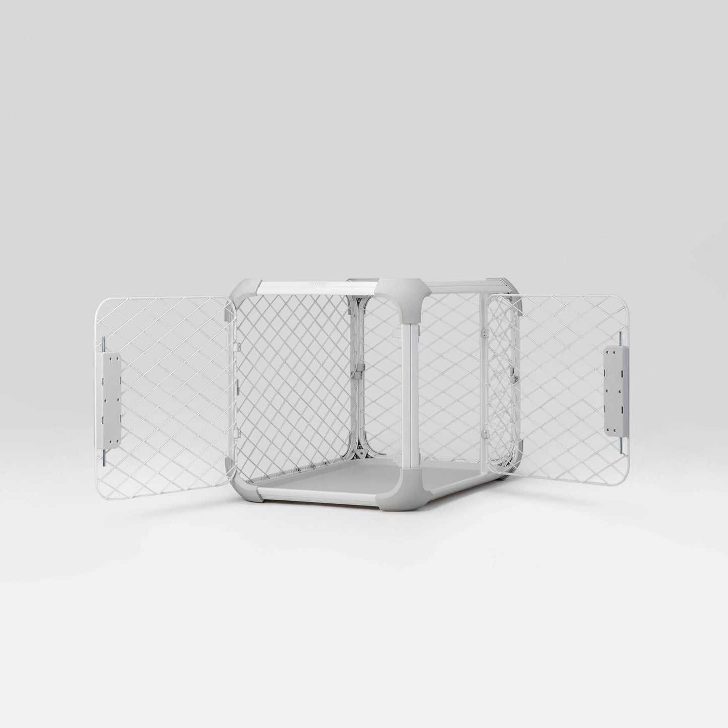 Diggs - Evolv Dog Crate