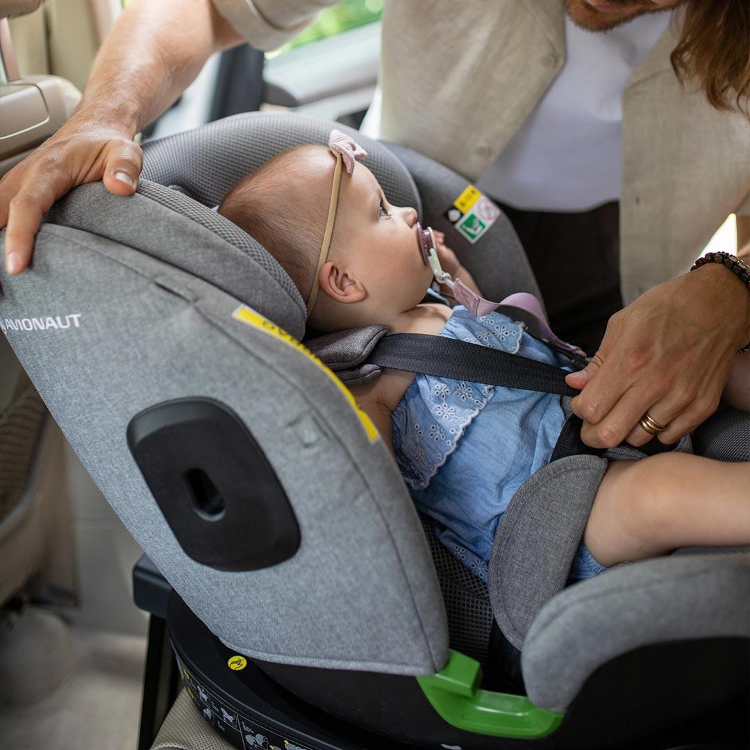Avionaut Stardust 360 Car Seat - Red