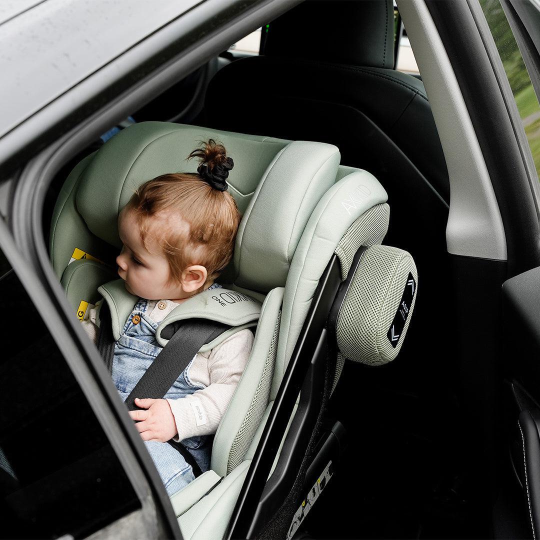 Axkid ONE+ 3 Car Seat - Coastal Storm Black
