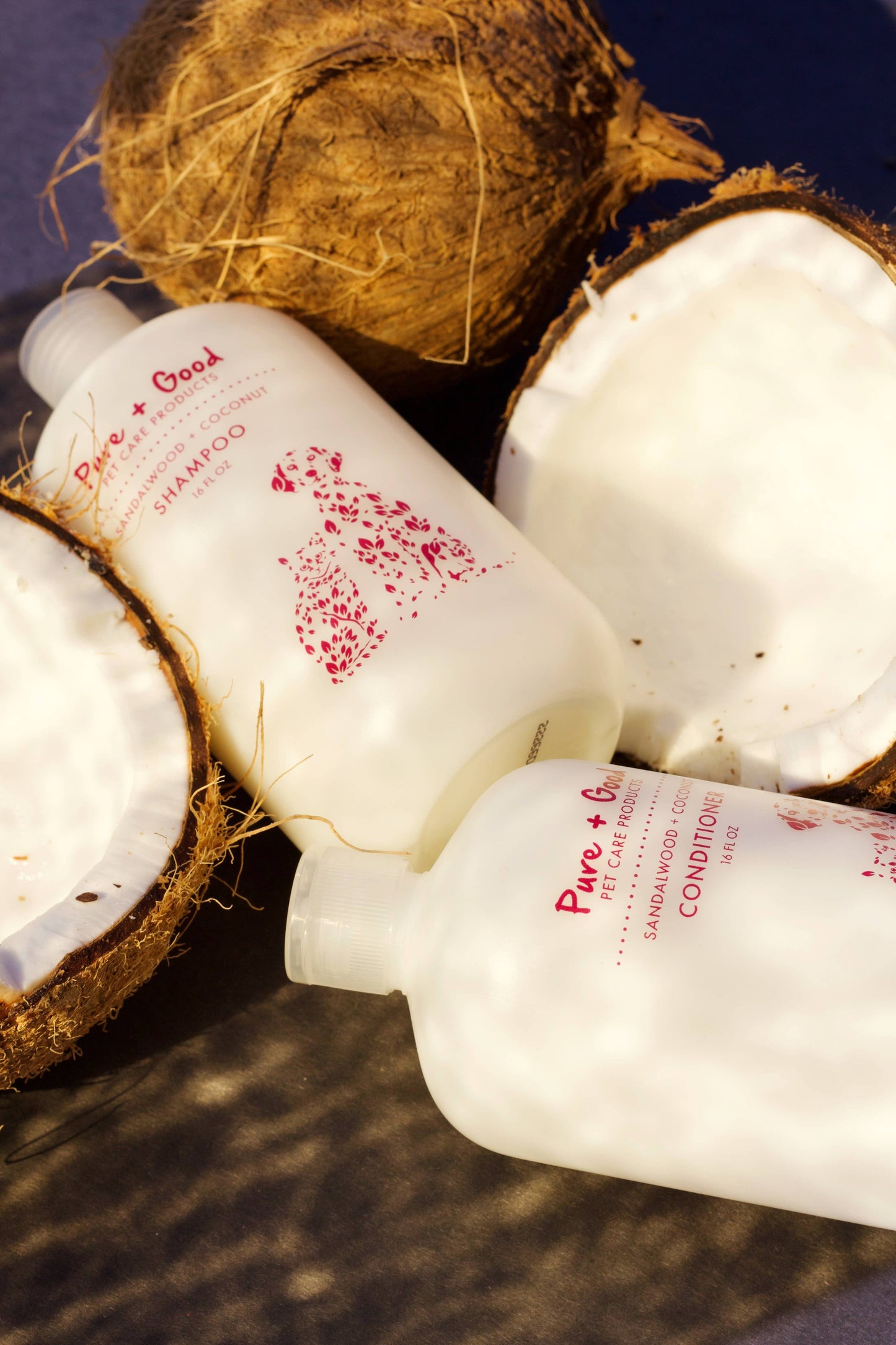 Pure + Good - Dog & Cat Shampoo: Sandalwood + Coconut