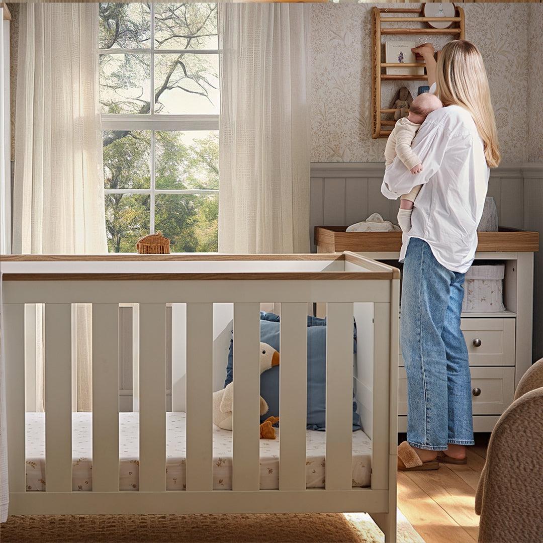 CuddleCo Burford Cot Bed - White/Oak