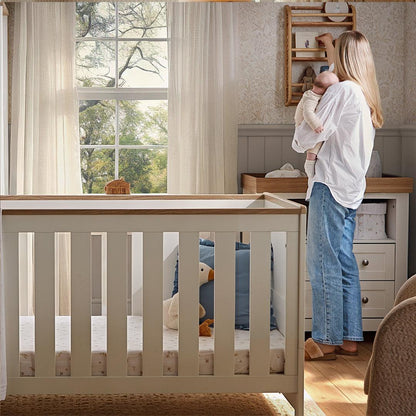 CuddleCo Burford Cot Bed - White/Oak