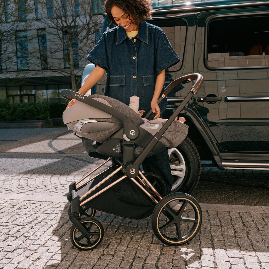CYBEX Cloud T i-Size Plus Car Seat - Cozy Beige