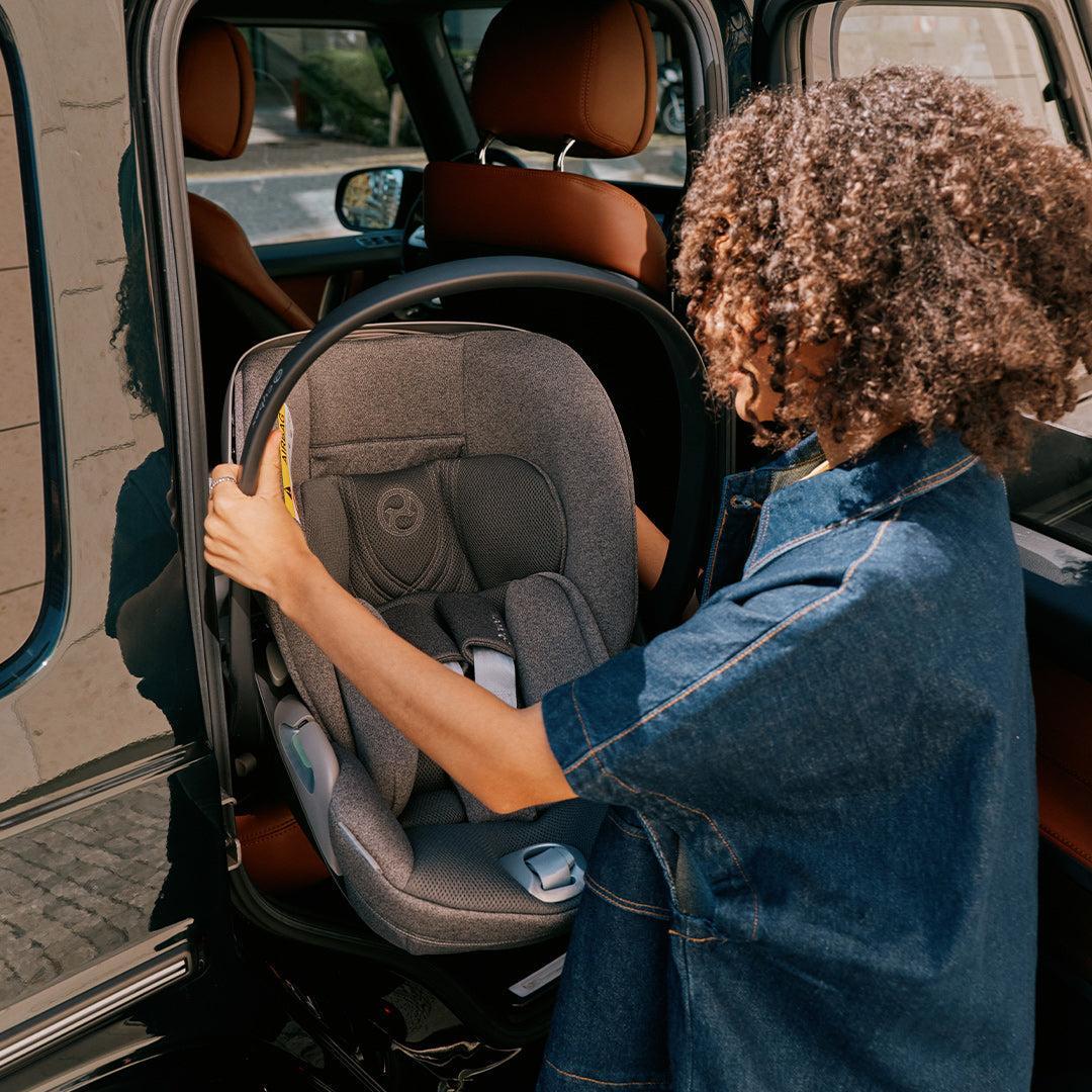 CYBEX Cloud T i-Size Plus Car Seat - Cozy Beige