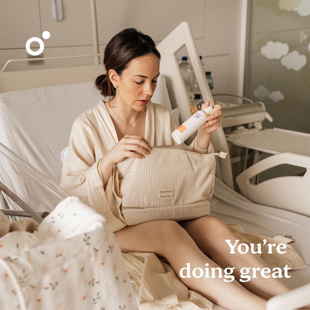 Doomoo Vanity - Post Partnum/Hospital Bag Kit - Cream